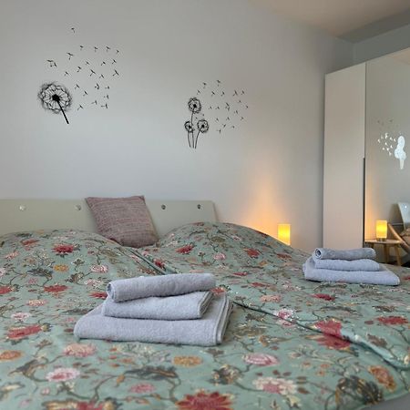 Ruhrpott Residenz - 3 Zimmer Suite - 70Qm Mit Balkon Oberhausen  Zewnętrze zdjęcie