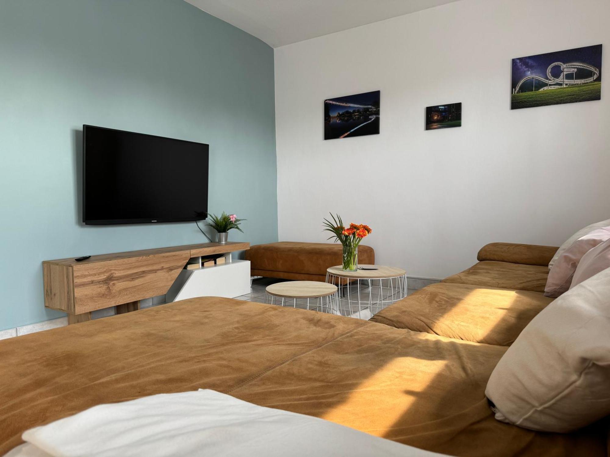 Ruhrpott Residenz - 3 Zimmer Suite - 70Qm Mit Balkon Oberhausen  Zewnętrze zdjęcie